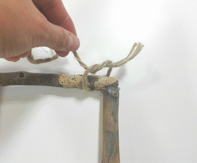 DIY móvil de decoración con flores artificiales