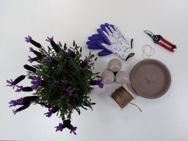 DIY decoración con velas y lavanda