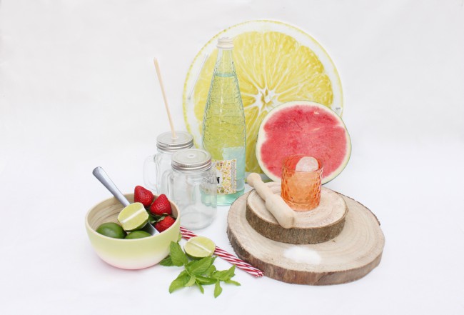 Materiales del DIY bebidas refrescantes para el verano