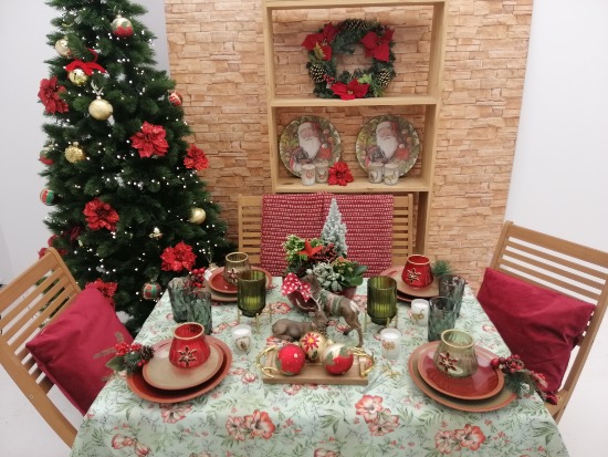 Idea para decorar la mesa de Navidad al estilo tradicional
