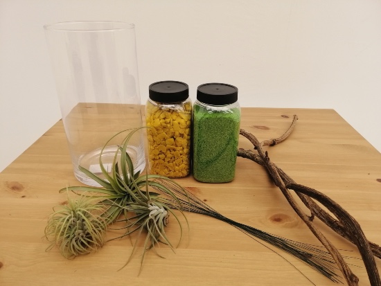 Materiales para hacer esta decoración con clavel del aire