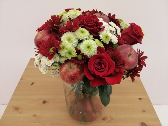 Centro de rosas naturales para San Valentín