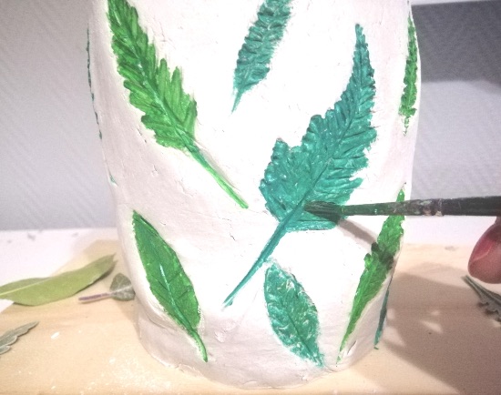Hacer macetas pintadas personalizadas