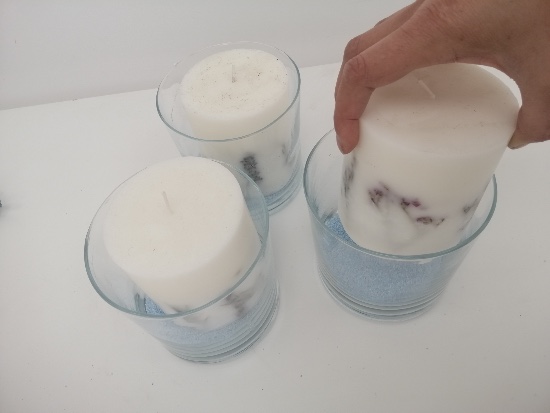 Velas para decorar la mesa en verano