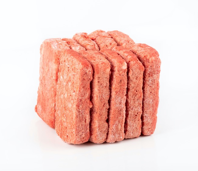 Mejor hidratación una de las ventajas de la alimentación congelada para perros