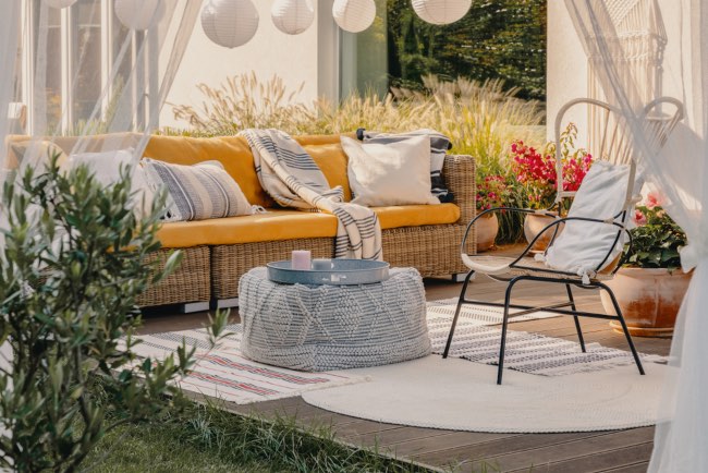 Qué necesitas en la decoración de porches