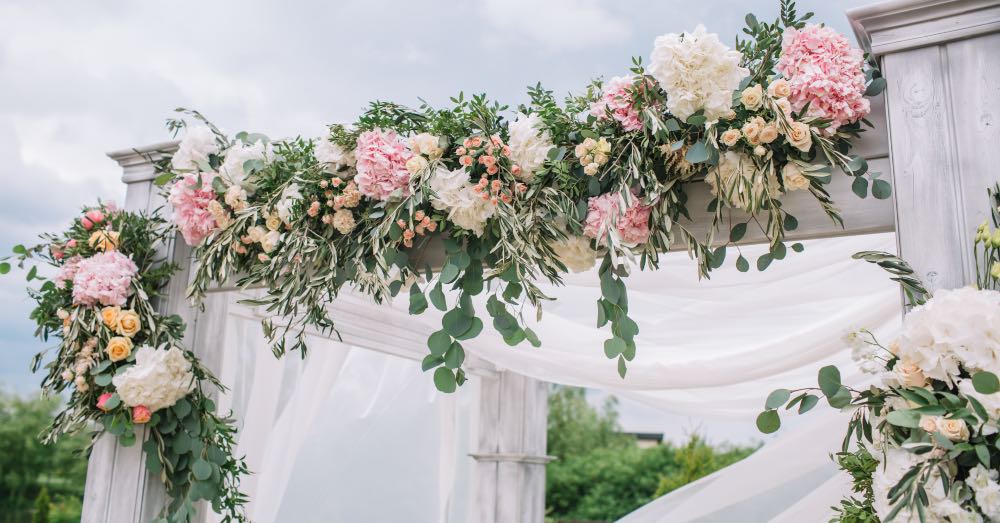 Qué tener en cuenta para la decoración floral de una boda al aire libre