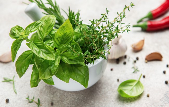 Hierbas frescas para cocinar